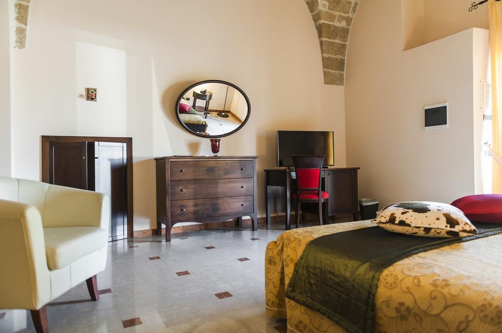 Amaregold Tenuta La Baronessa Resort Tuglie Exterior foto