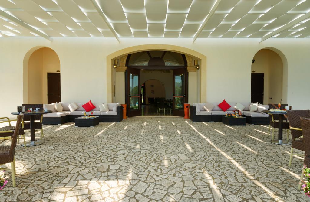 Amaregold Tenuta La Baronessa Resort Tuglie Exterior foto