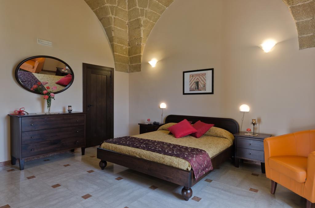 Amaregold Tenuta La Baronessa Resort Tuglie Exterior foto