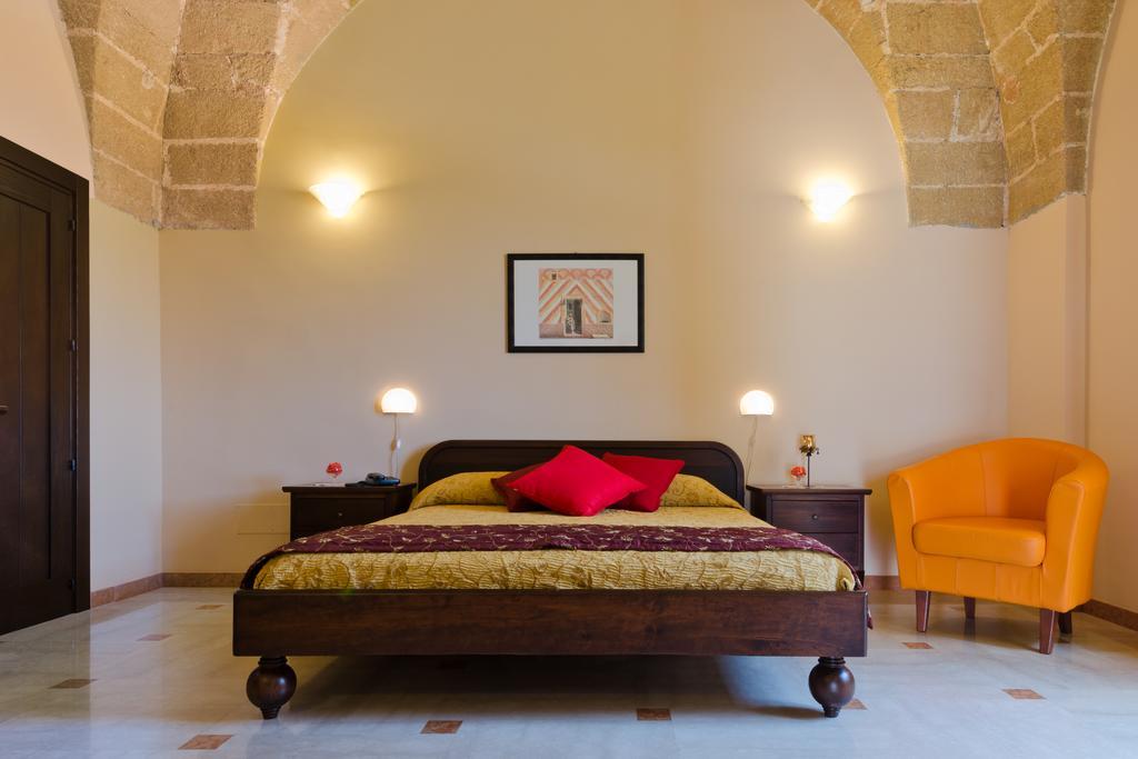 Amaregold Tenuta La Baronessa Resort Tuglie Exterior foto