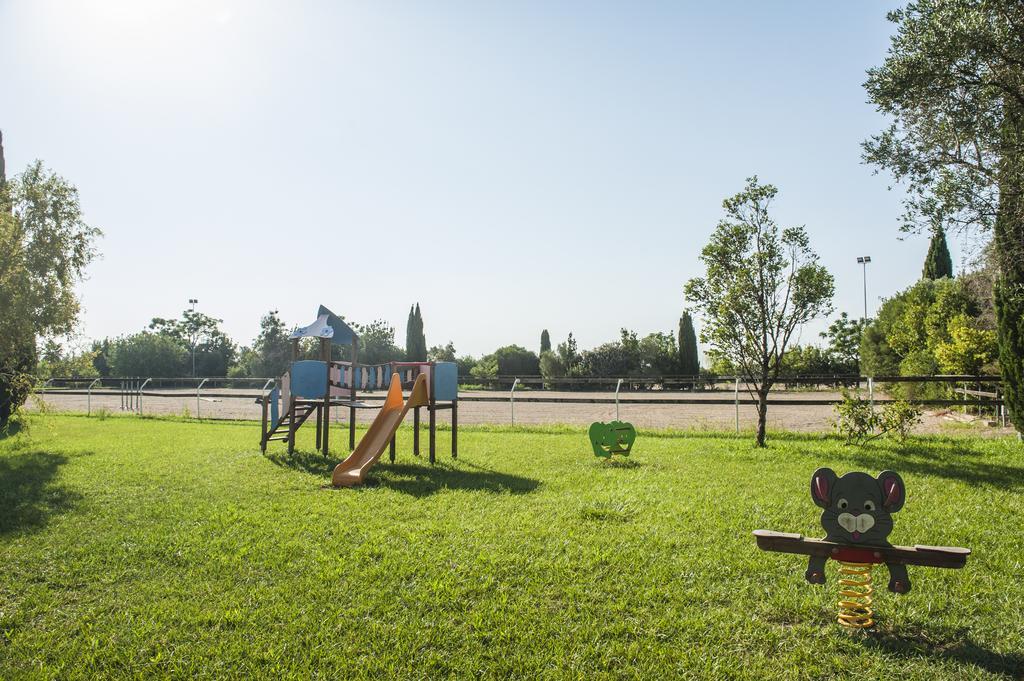 Amaregold Tenuta La Baronessa Resort Tuglie Exterior foto